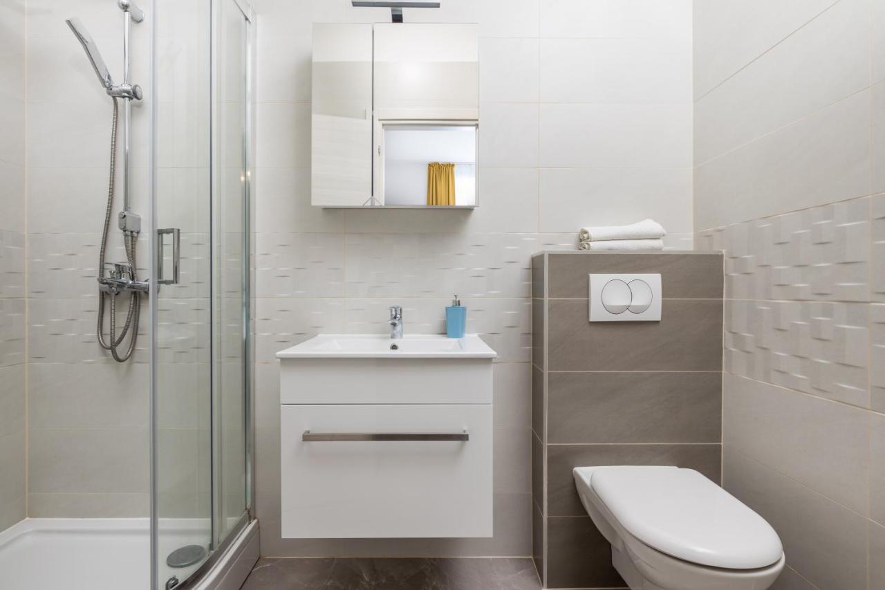 Studio Apartments Fran'S Рієка Екстер'єр фото