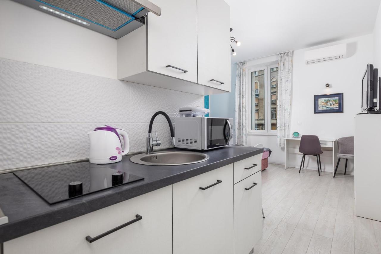 Studio Apartments Fran'S Рієка Екстер'єр фото