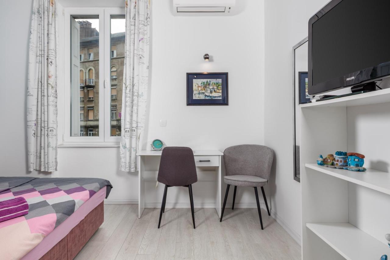 Studio Apartments Fran'S Рієка Екстер'єр фото